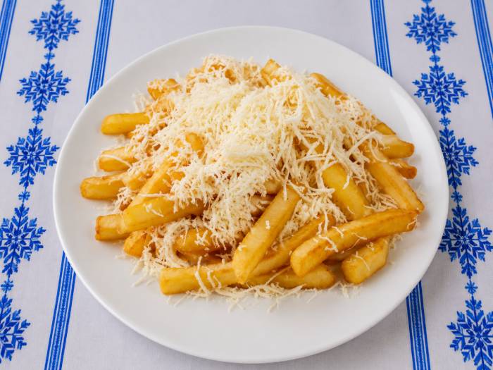 Пържени картофи със сирене